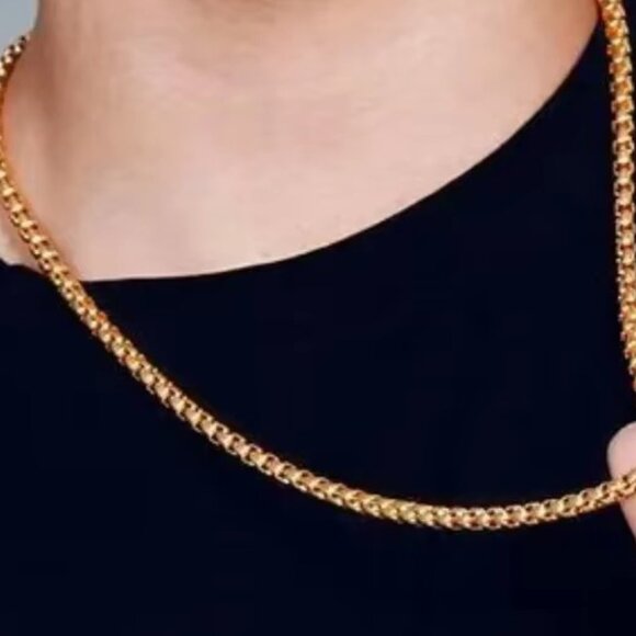 🆕 Beautiful 20" Round Box Chain 4mm Wide 18K Gold 🆕 - Picture 2 of 5